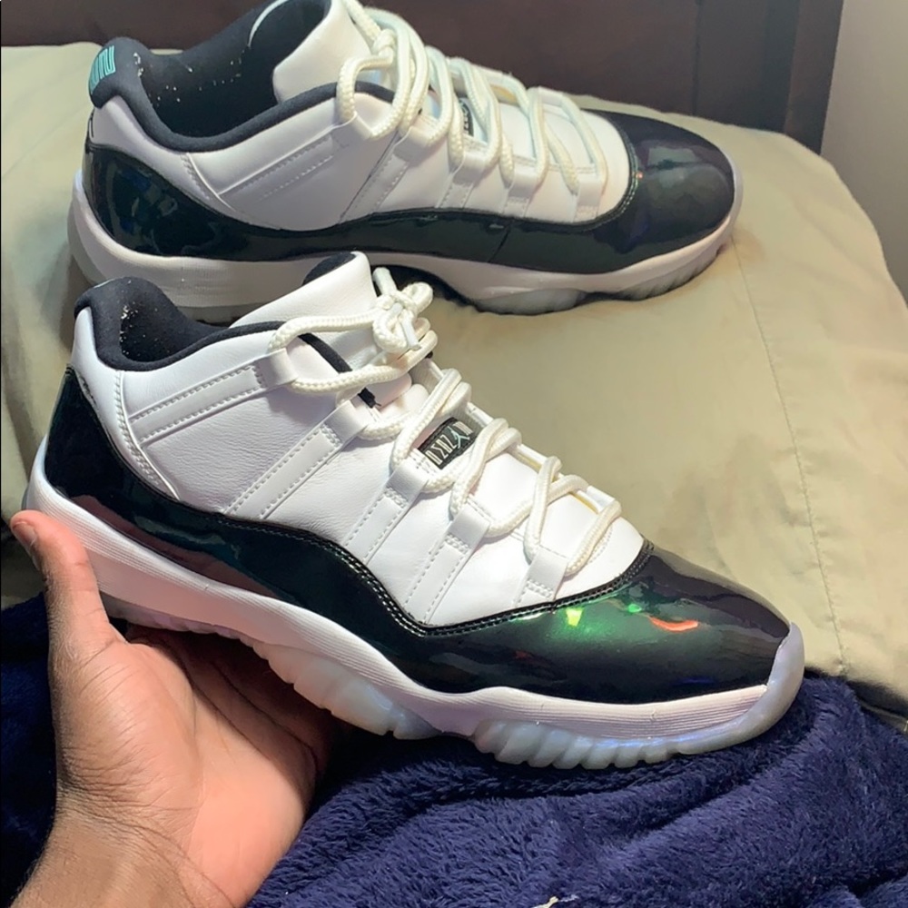 Jordan 11s - Picture 4 of 4